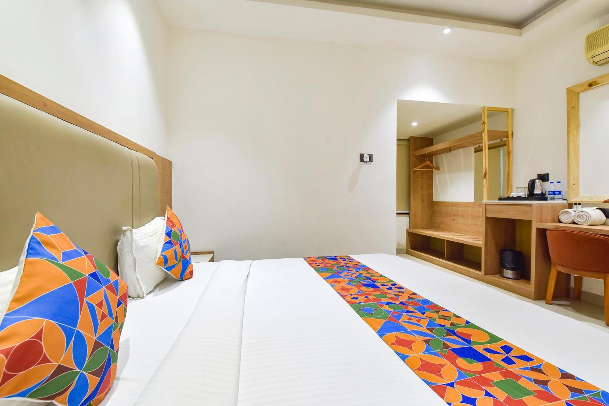 Fabhotel Prime Surya Jabalpur Bagian luar foto